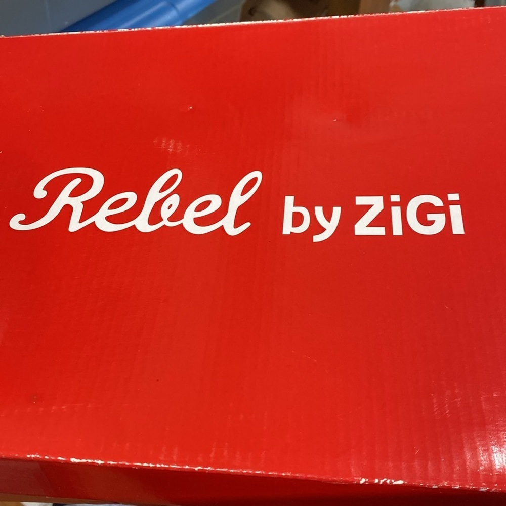 Rebel By Zigi Black Tall Winter Faux Leather Boots Sz 7.5 - Picture 8 of 8